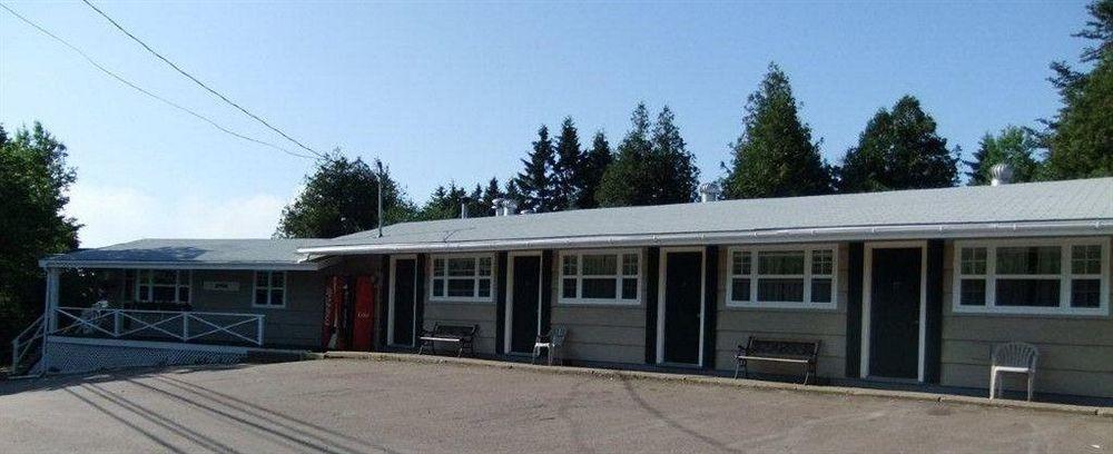 Lionstone Inn Motel & Cottages Pictou Zewnętrze zdjęcie
