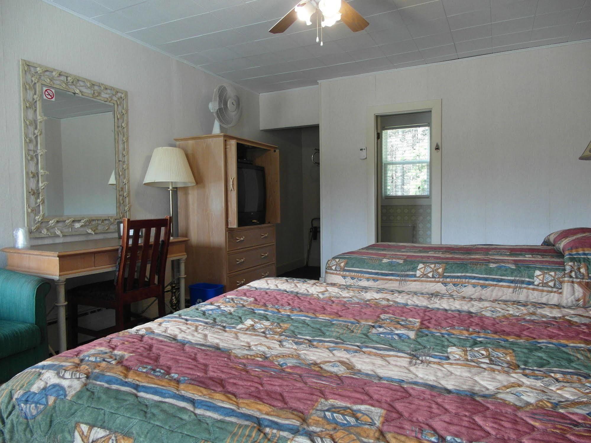 Lionstone Inn Motel & Cottages Pictou Zewnętrze zdjęcie