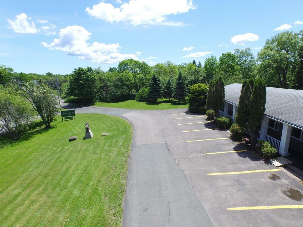 Lionstone Inn Motel & Cottages Pictou Zewnętrze zdjęcie